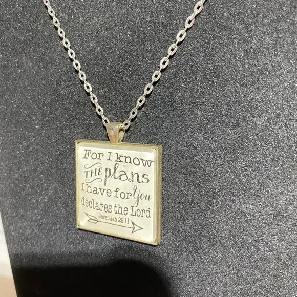 Jeremiah 29:11 Square Pendant Bible Verse Necklace Christian Jewelry - Picture 3 of 11